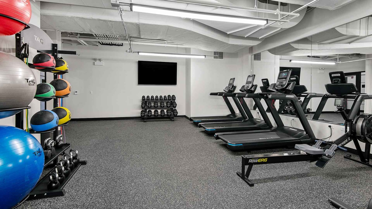 Wrigleyville Lofts Image 21