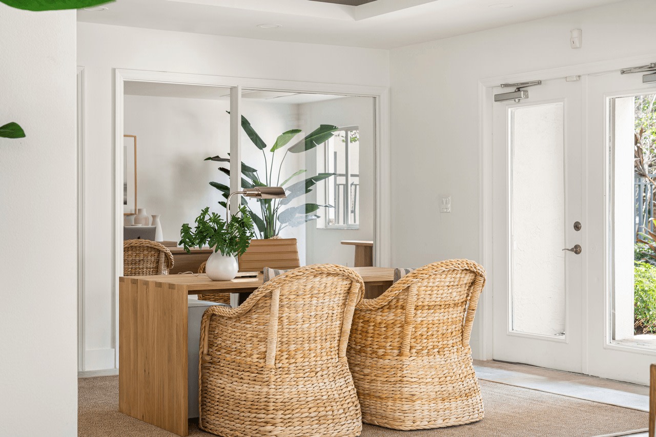 Coconut Palm Club Image 25