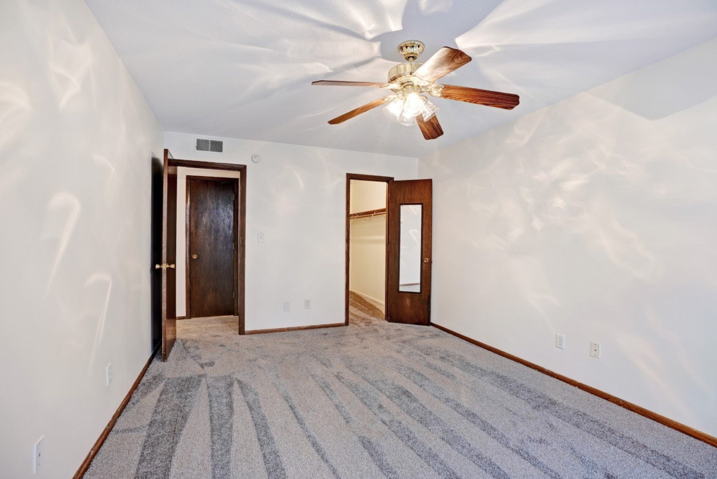 Masada Manor Image 9