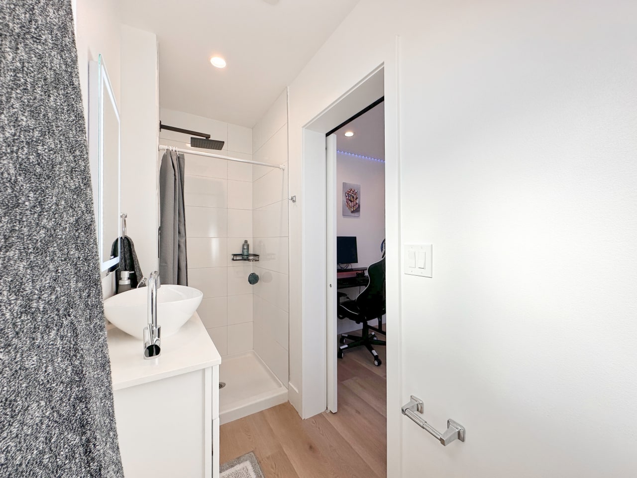 1338 West 35th Place - Co-Living Image 31