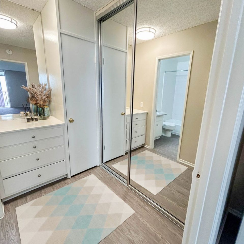 Kerrwood Manor Apartments Image 7