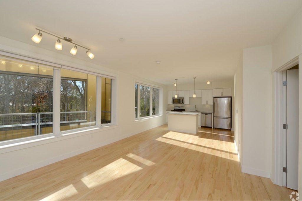 603 Concord Image 4