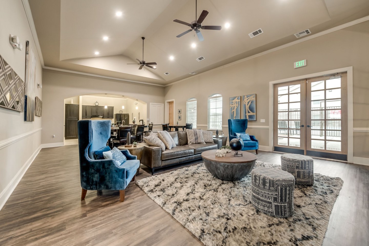 Majors Place Image 34