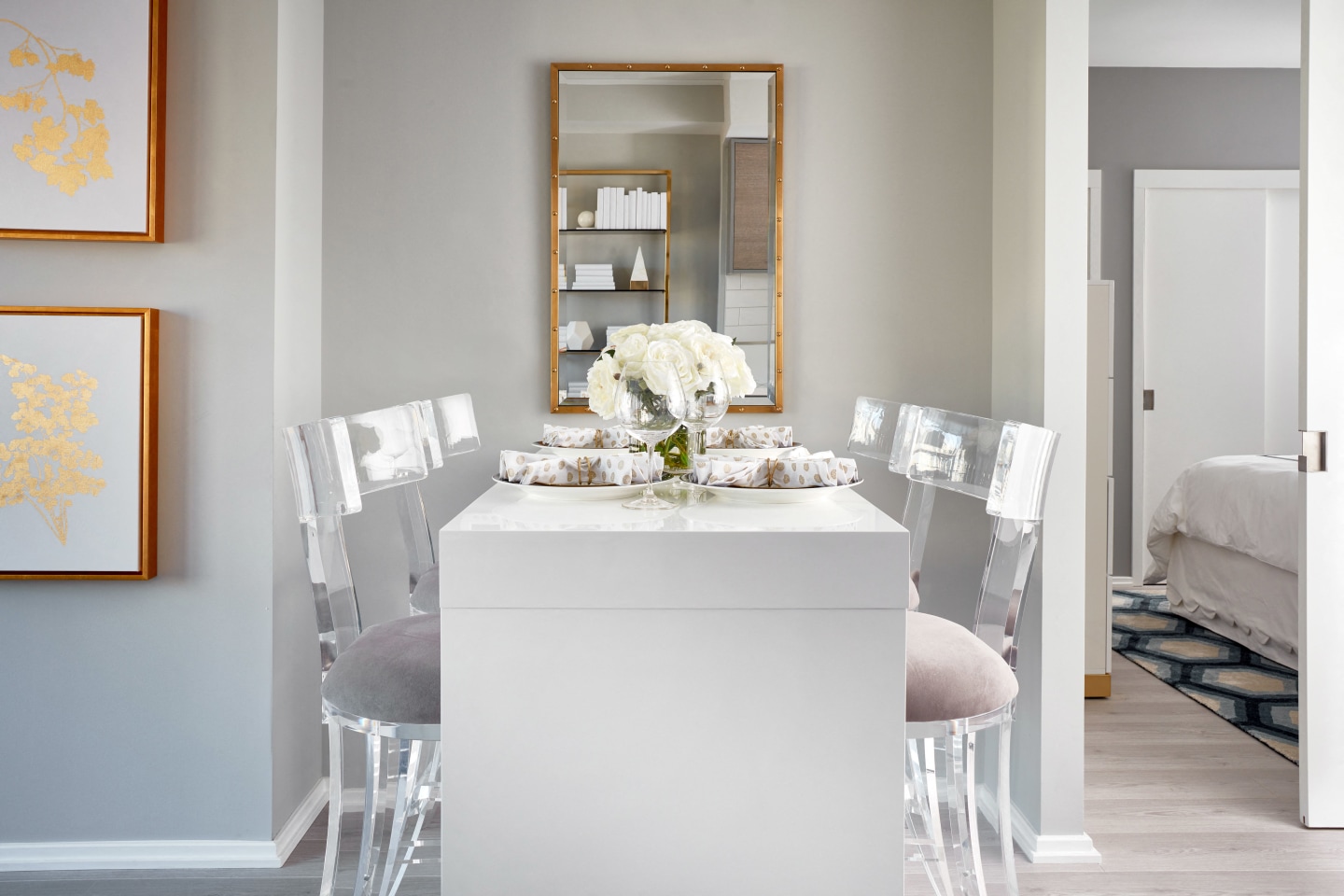 1221 Van Image 16