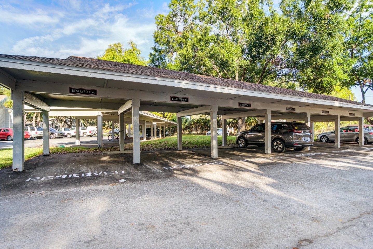 Lakes of Northdale Apartments Image 21