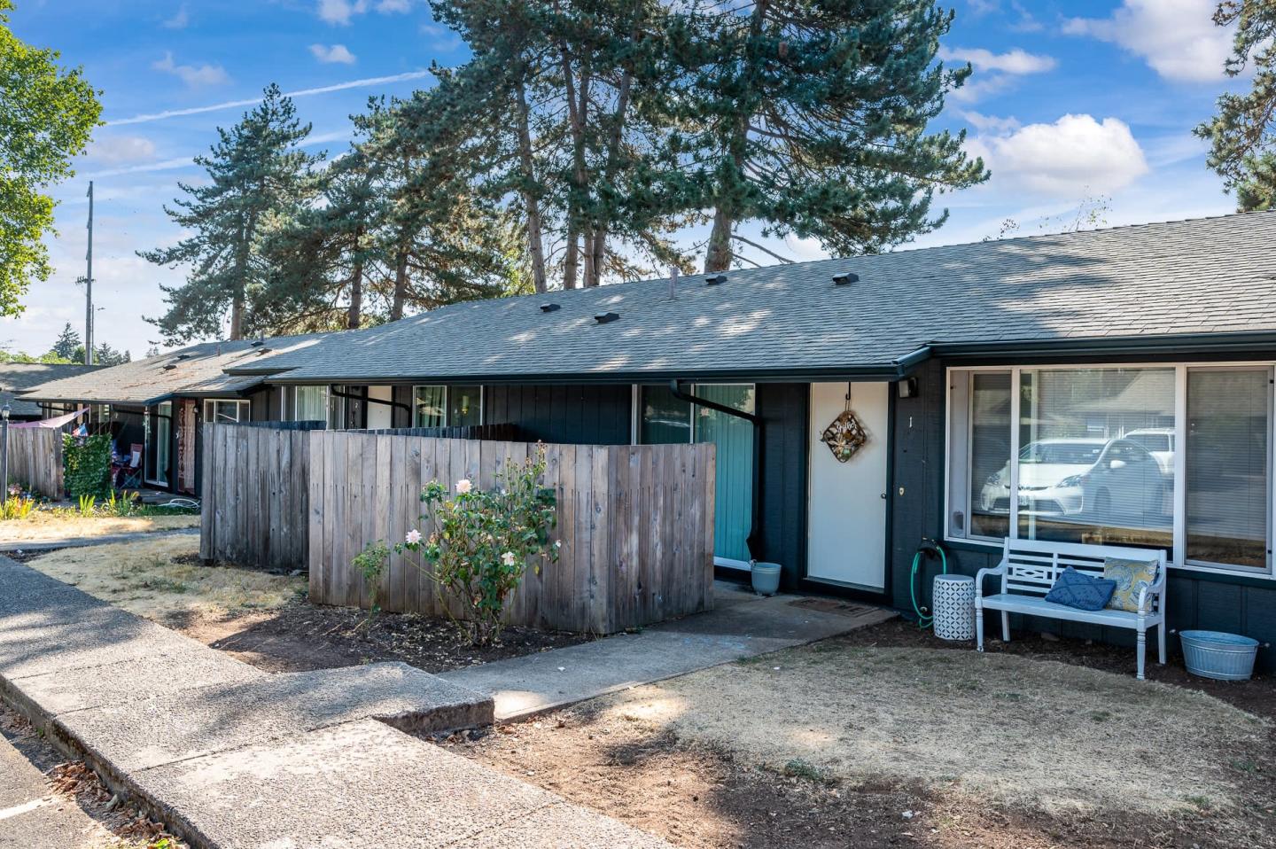 Pinewood Terrace Image 20