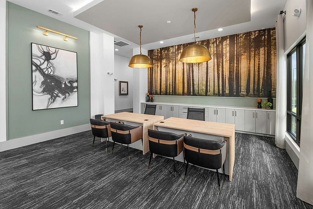 Perimeter Pointe Image 20