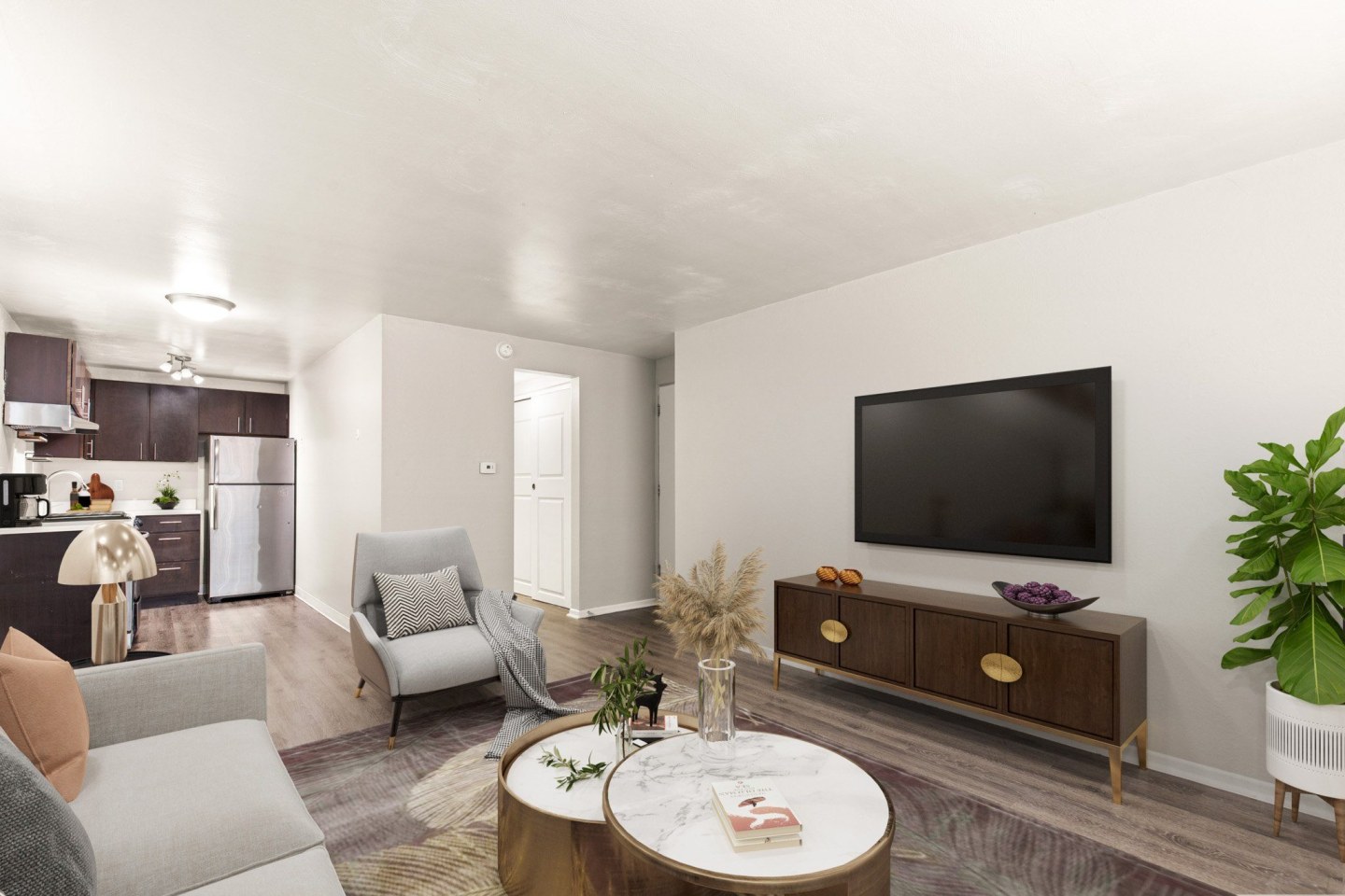 1444 St Paul Image 3
