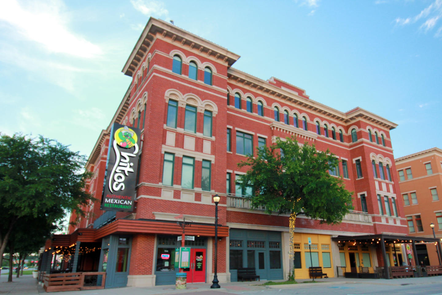 Modera Frisco Square Image 27