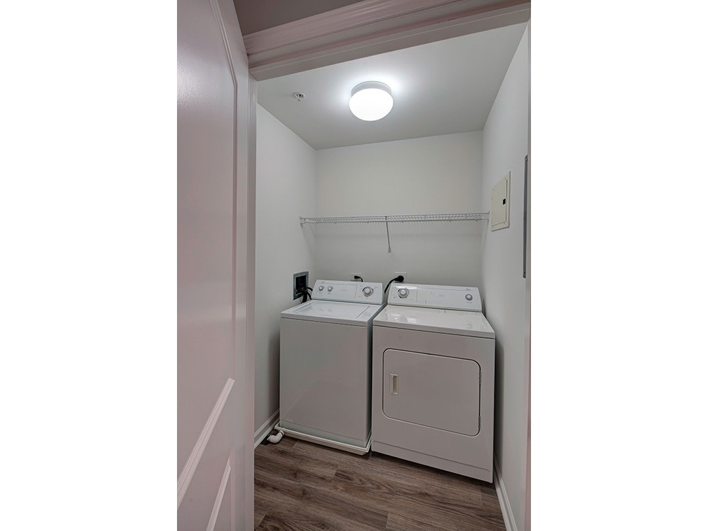 The MilTon Luxury Apartments Image 44