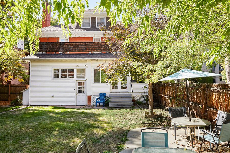 1376 N Williams St Image 11