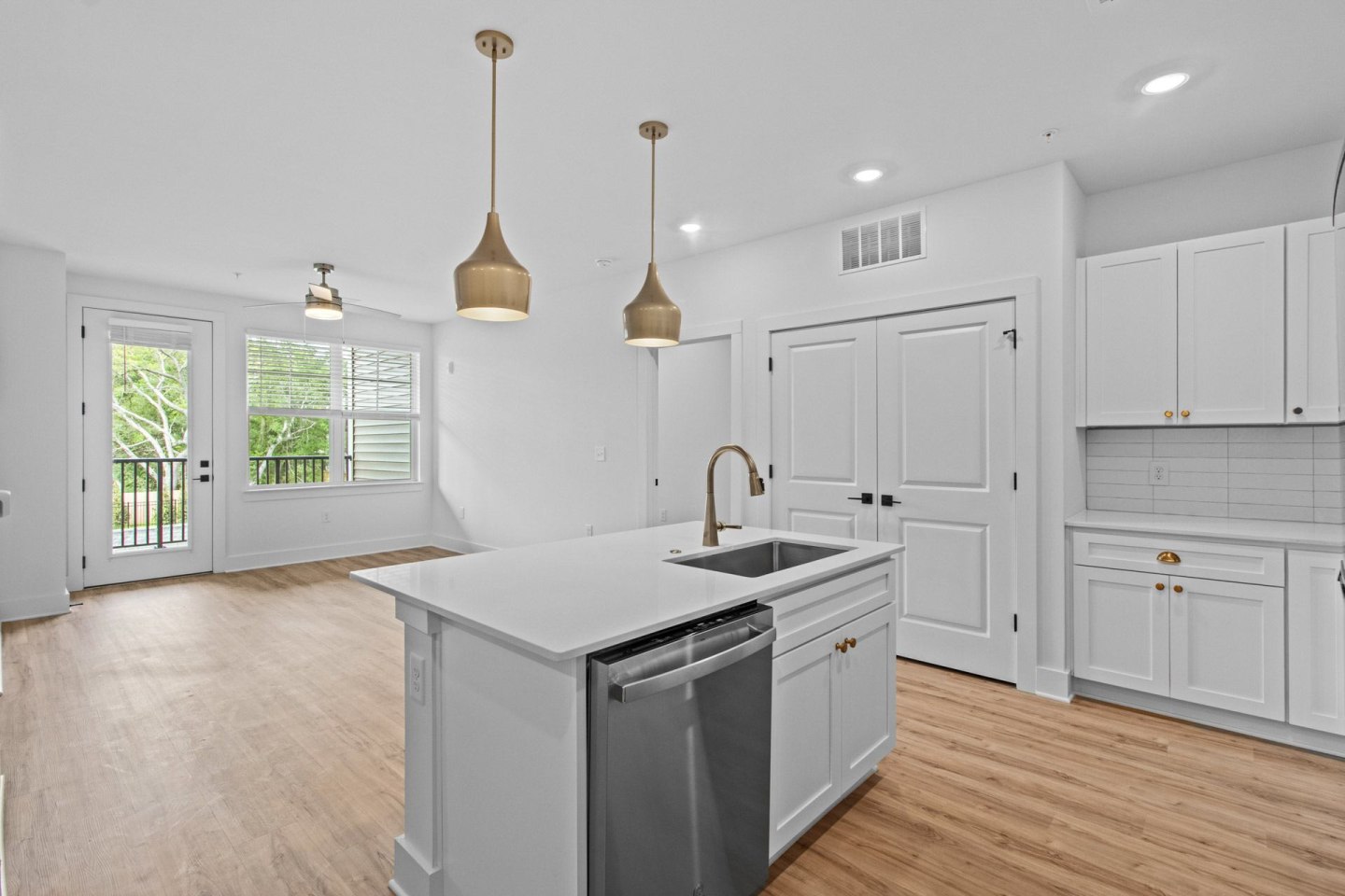 The Nixon Apartments Image 36