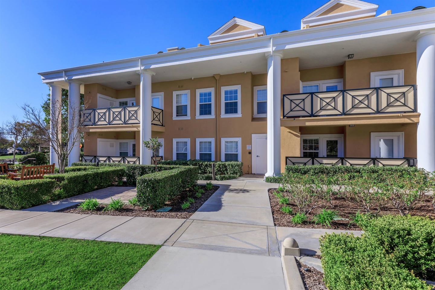 Heritage Square Senior Apartment Homes Image 3