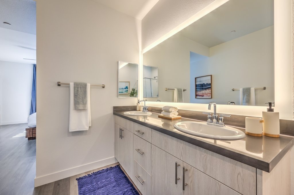 Serenity Townhomes Image 23