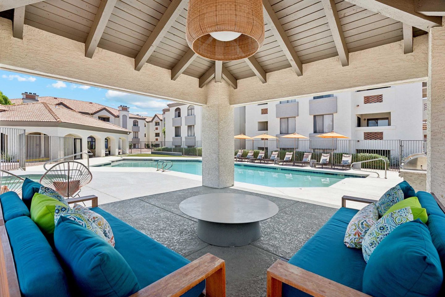 Twin Palms Image 26