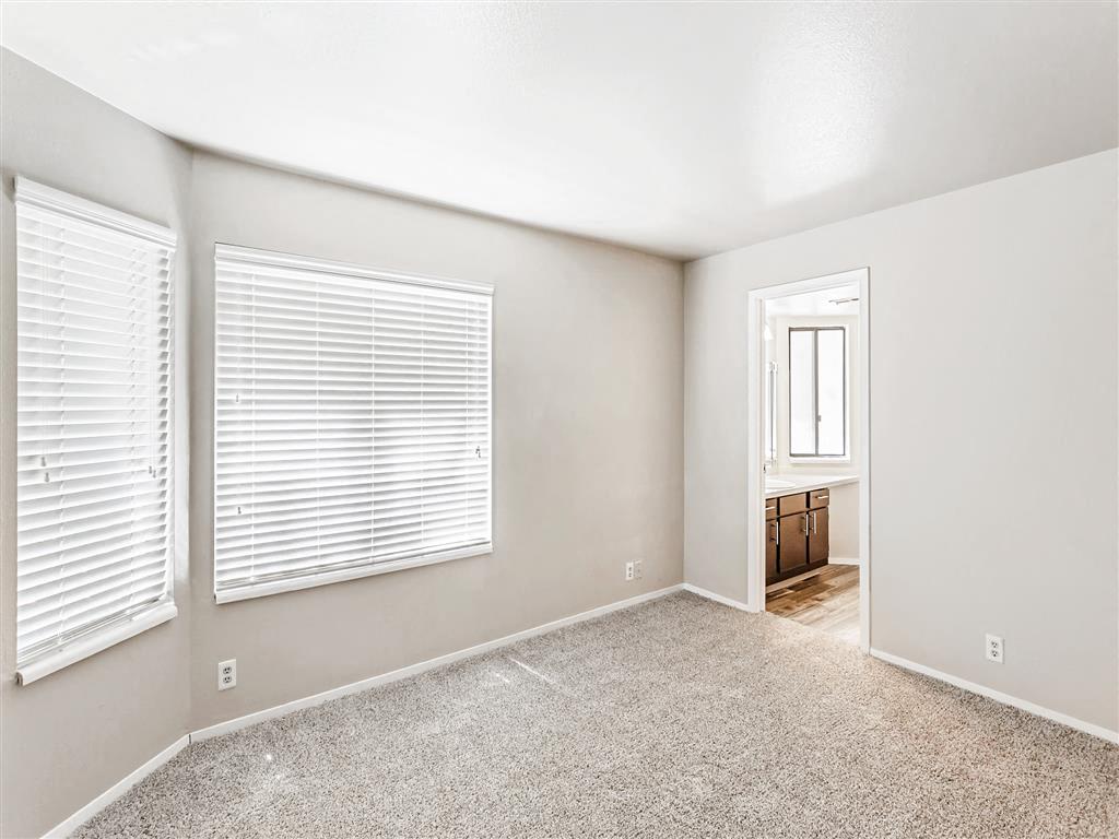 James Pointe Apartments Image 115