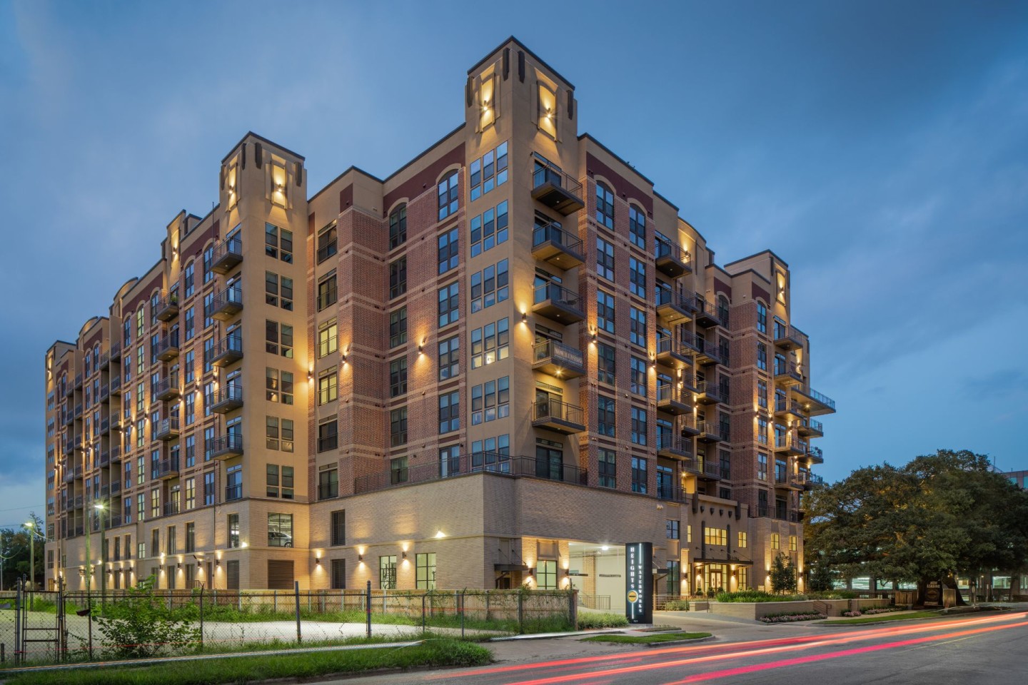 10X living Heights Waterworks Image 34