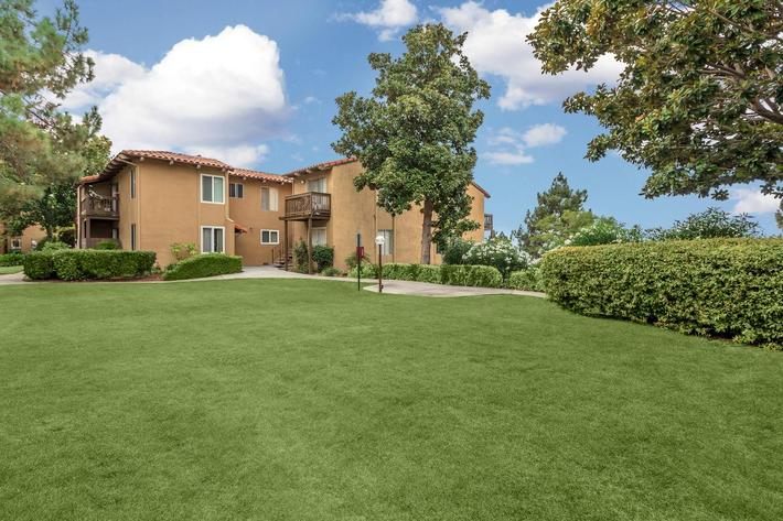 The Villas at Harbor Pointe Image 7