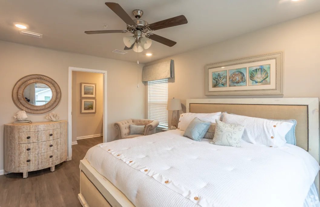 Gulf Stream Apartments Image 6