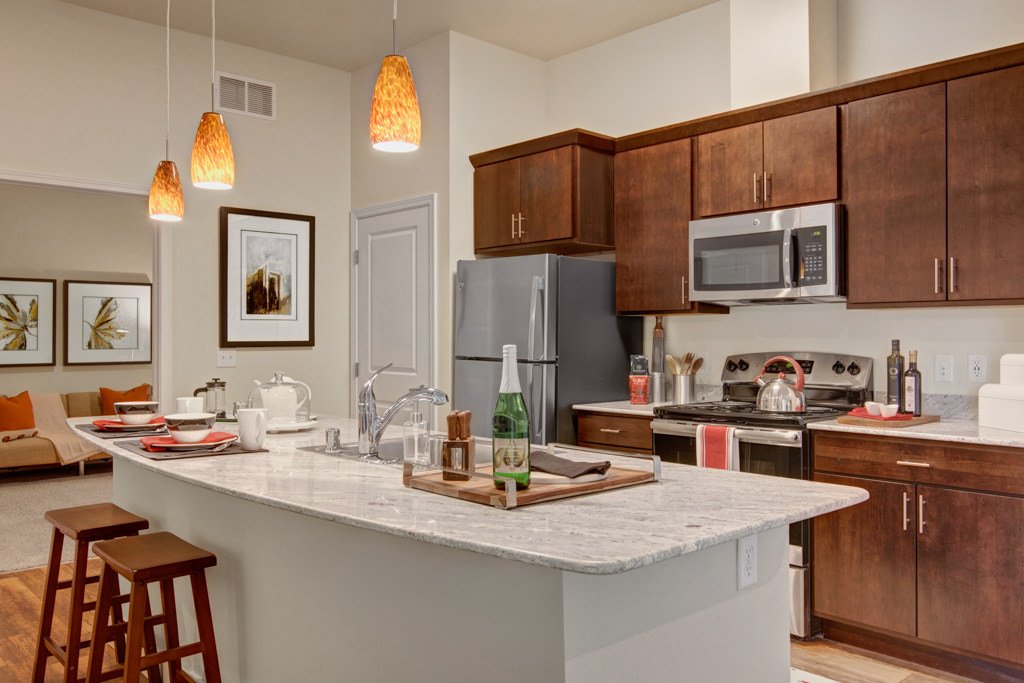 4800 Excelsior Image 1