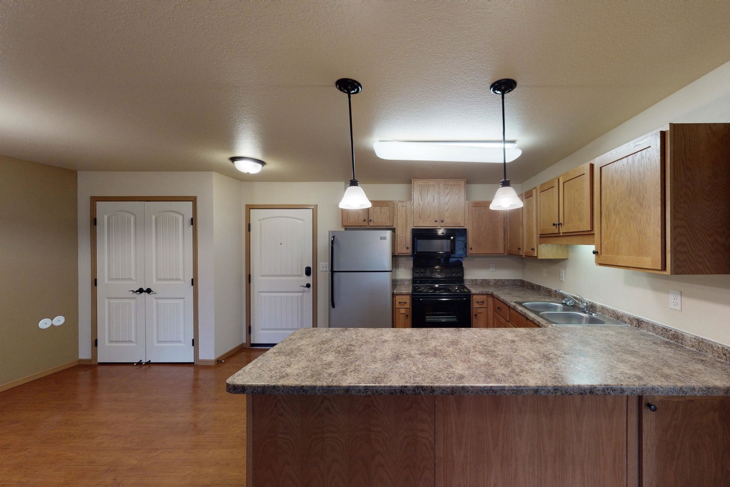 Williston Garden Apartments Image 3
