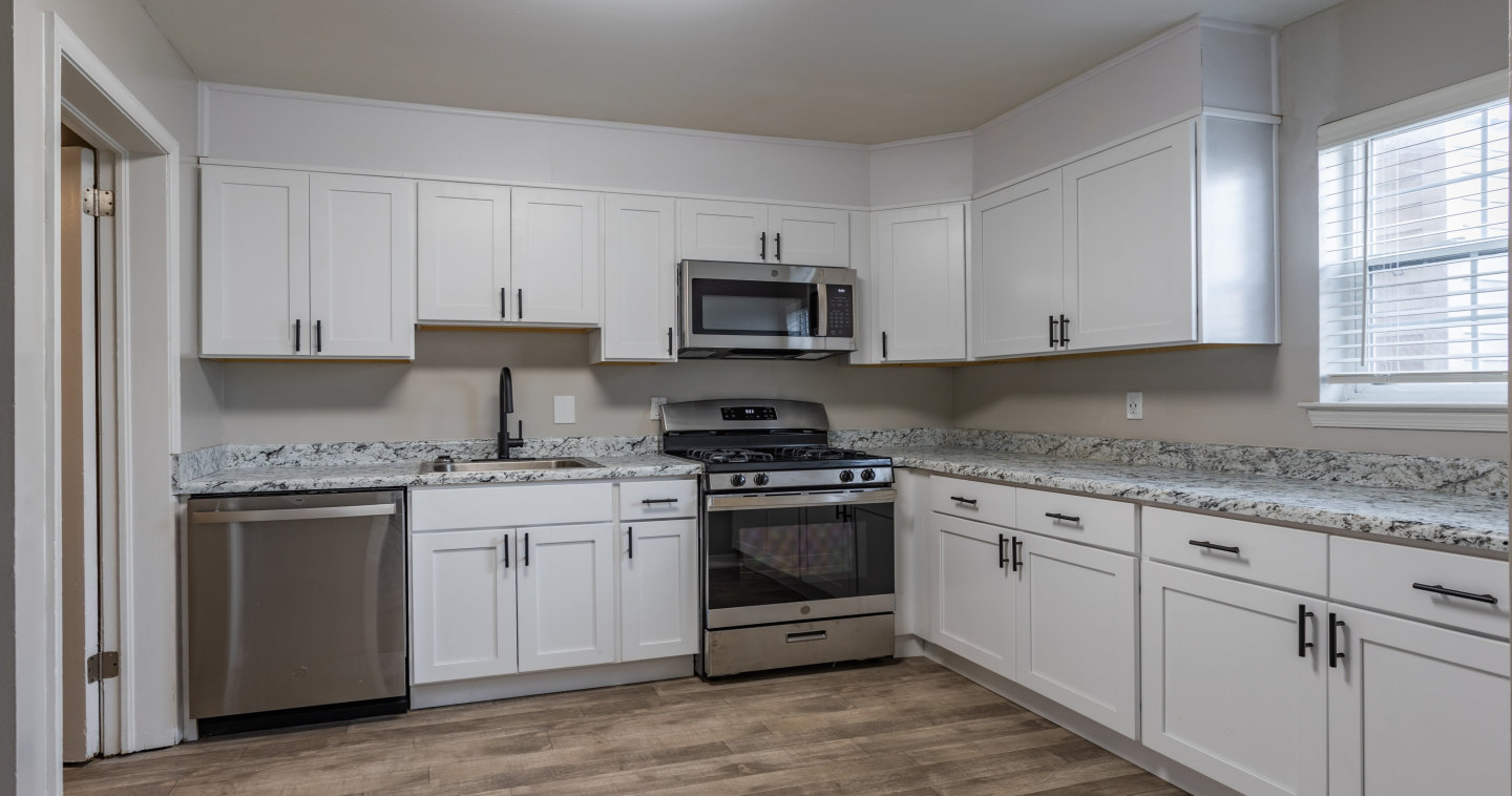 Crown Point Townhomes Image 4
