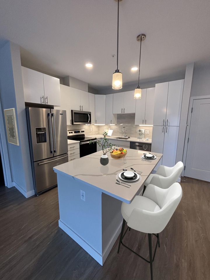 505 Sutton Image 17