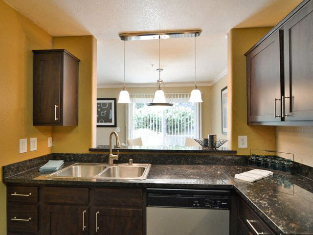 Crooked Oak Image 1