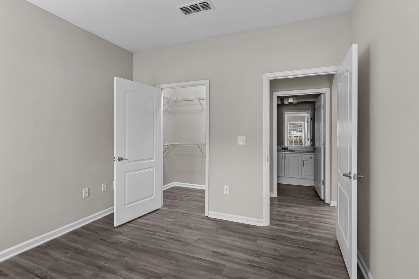 Creekside Corners Image 26