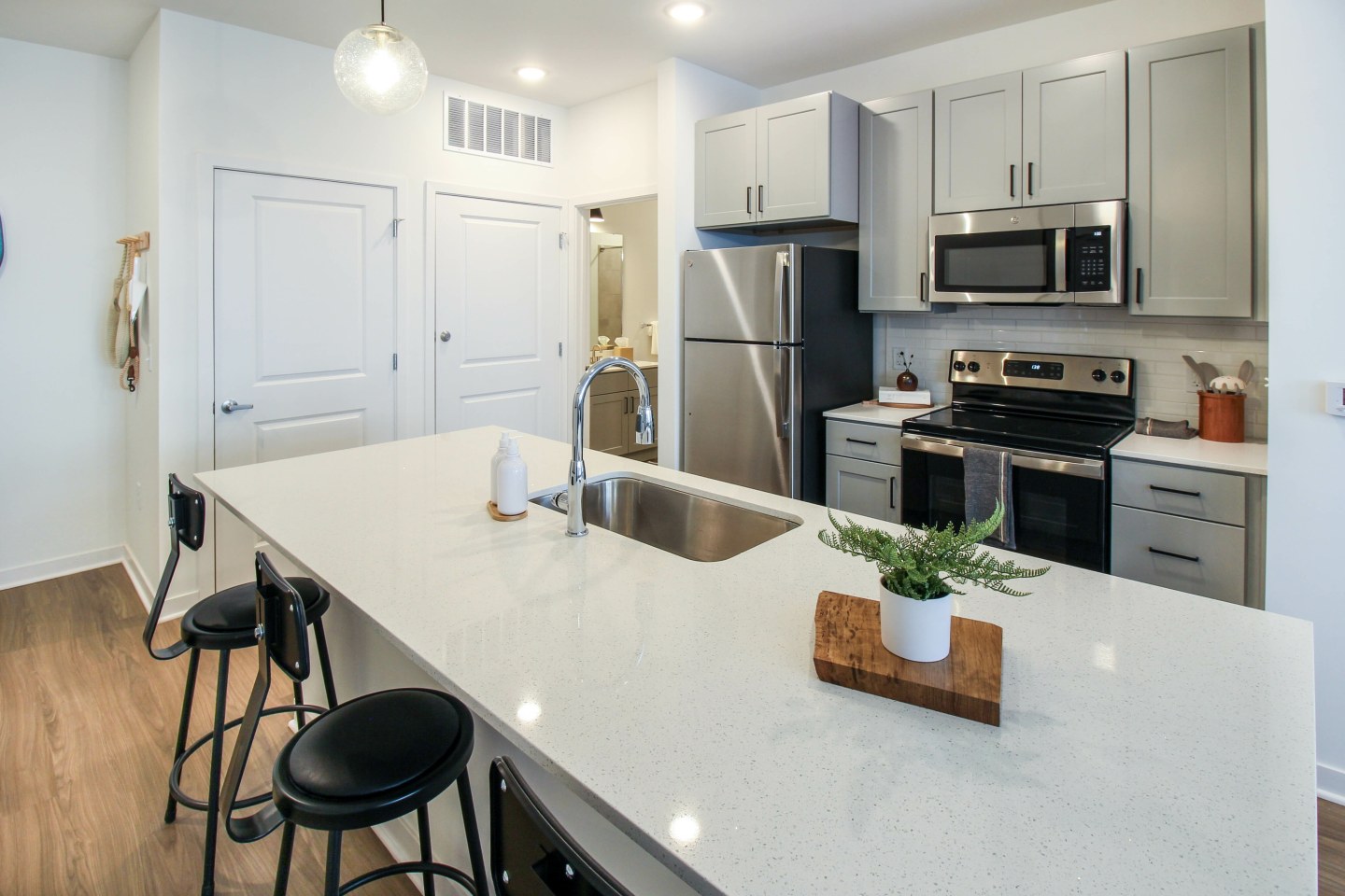 Ora Apartments Image 7