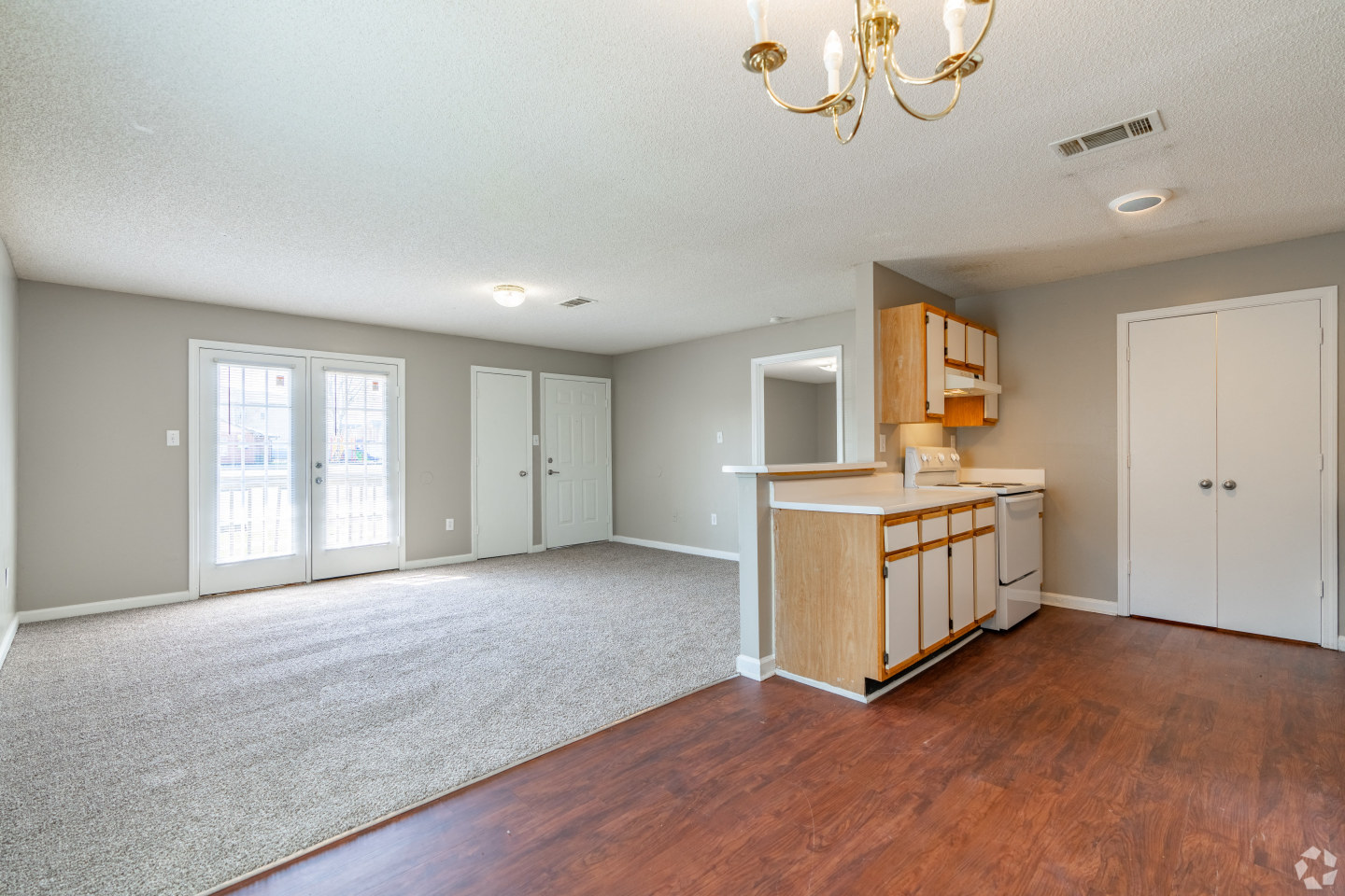 Waverly Apartments Image 24