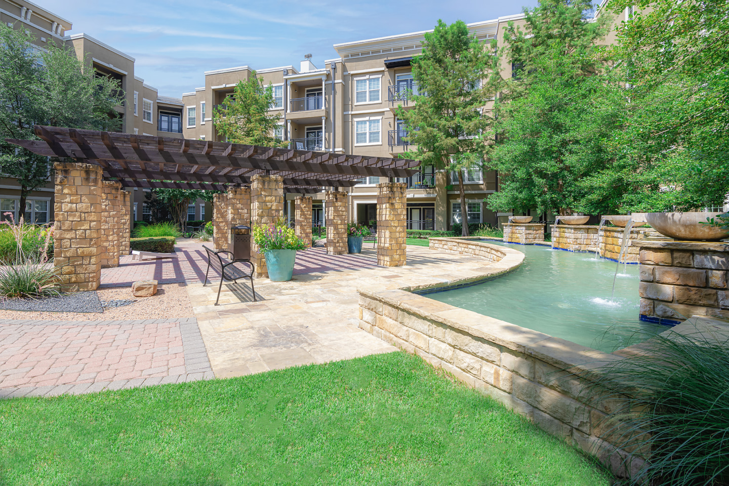 Via Las Colinas Image 20
