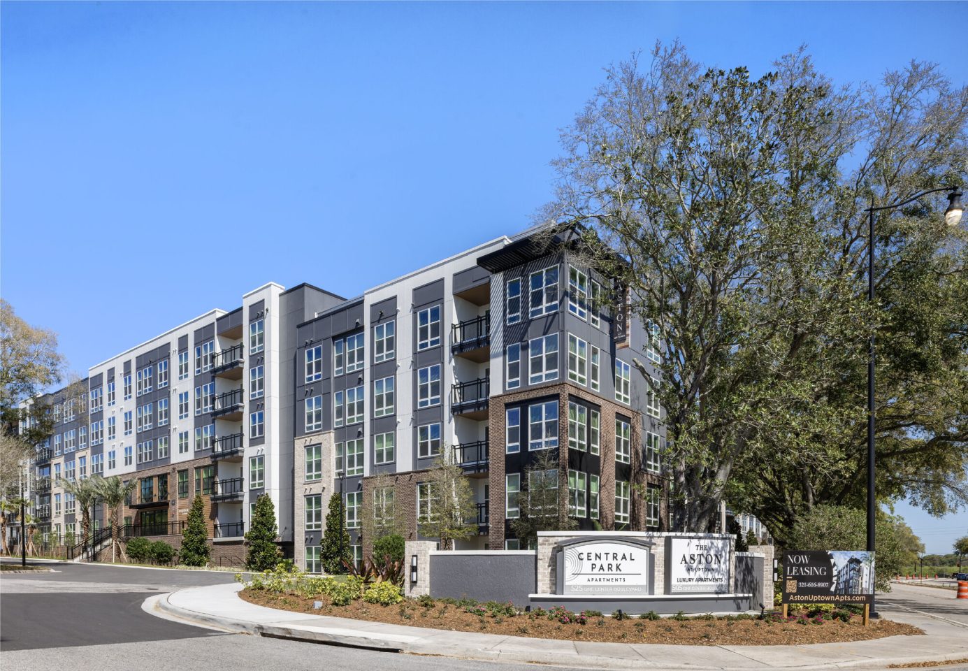 The Aston at Uptown Image 1