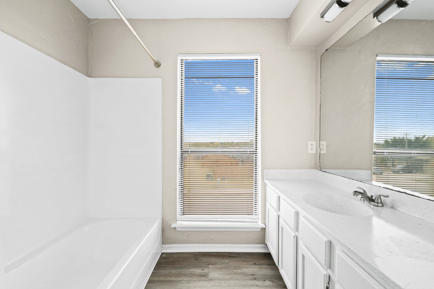 Diamond Ridge Townhomes Image 18
