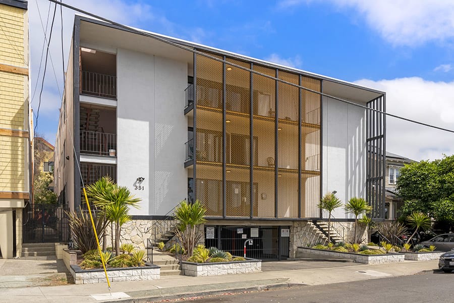 351 Lester Avenue Apartments Image 7