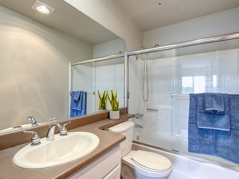 Vue at Laurel Canyon Image 14