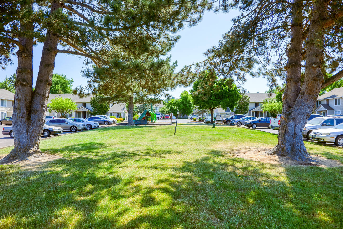 Pacific Crest Apartments Image 39