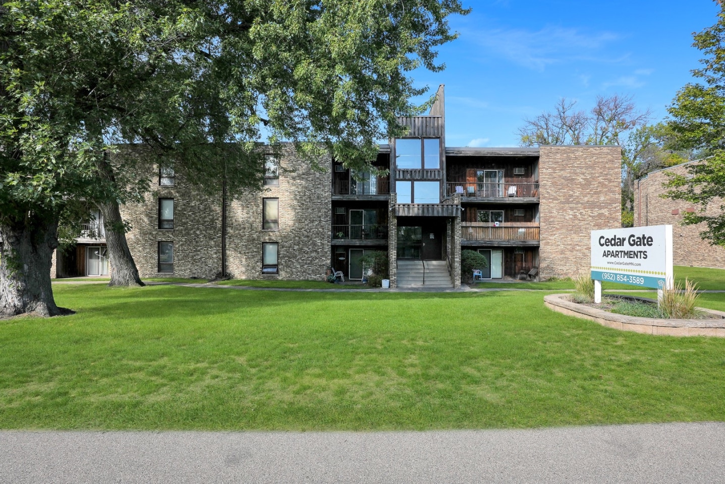 Cedar Gate Apartments Image 1