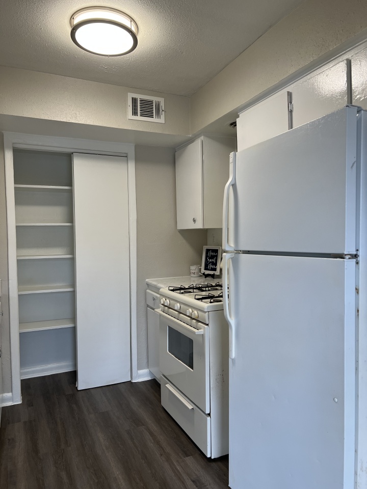 Fieldstone Apartments Image 7