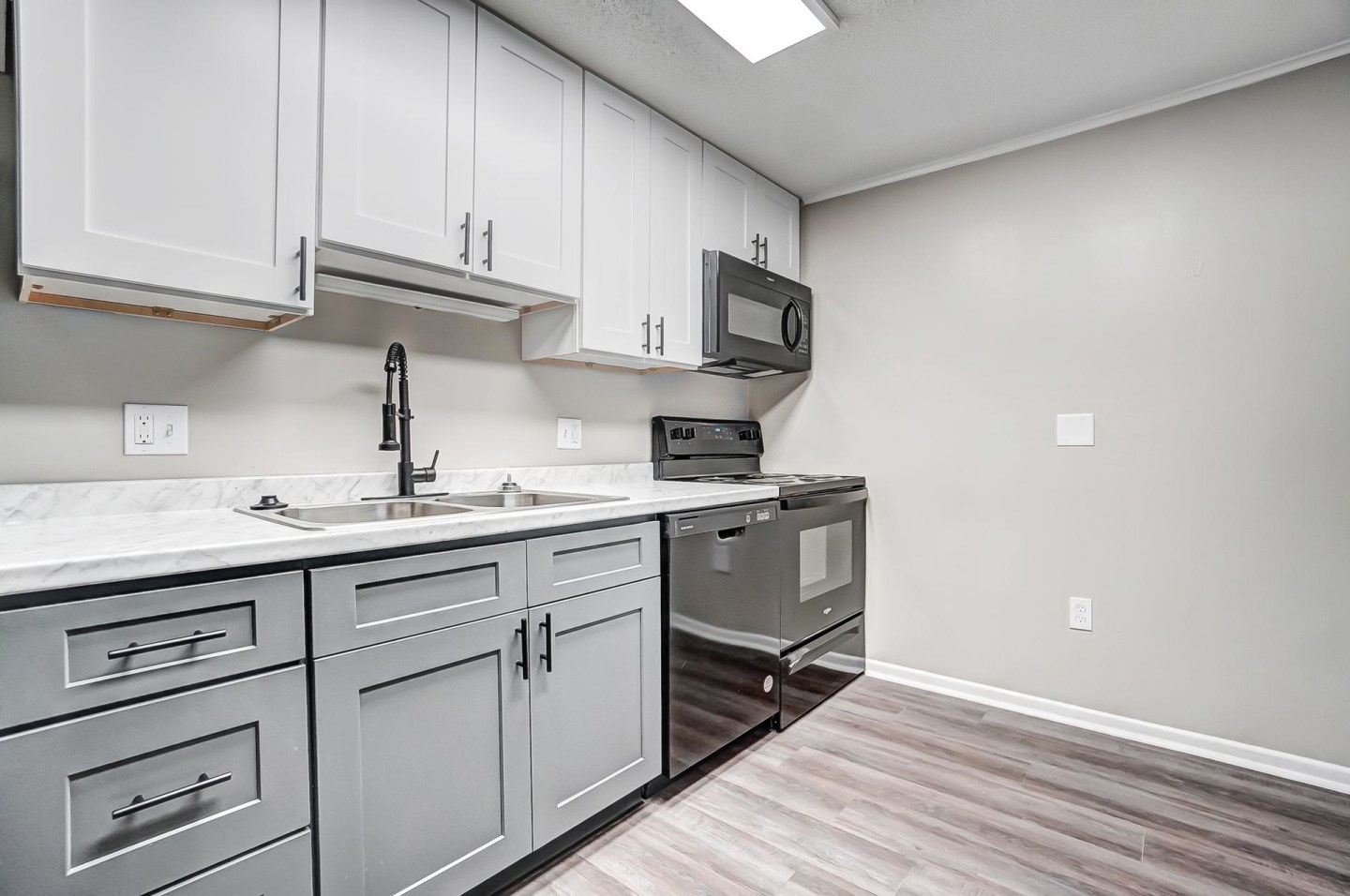 Poplar Ridge Apartments Image 9