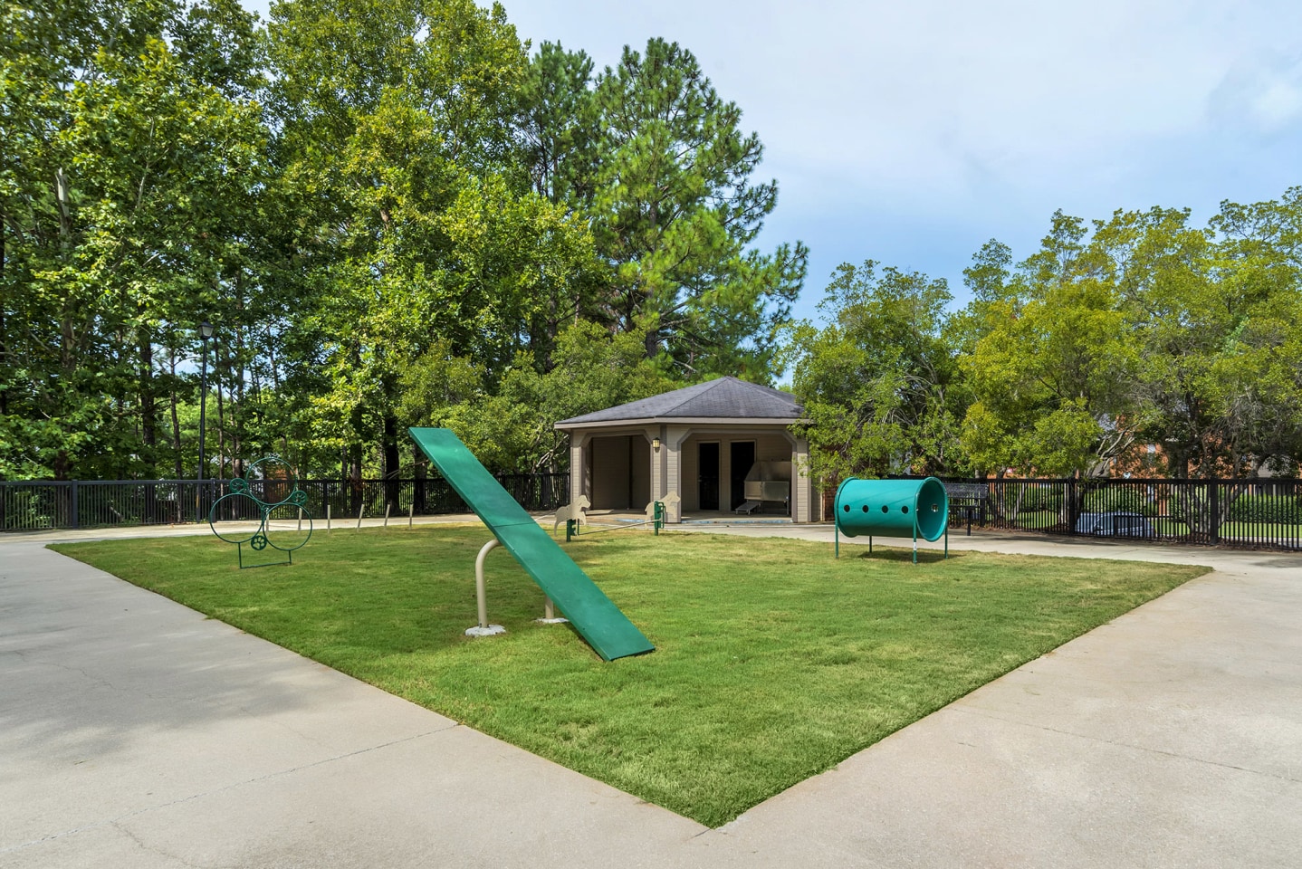 Riverchase Landing Image 9