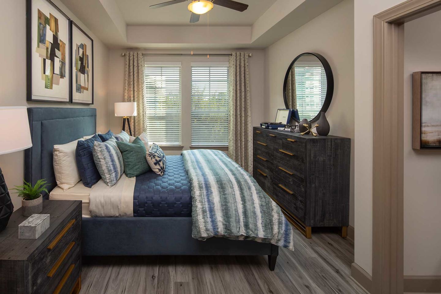 Elle of Buckhead Image 16