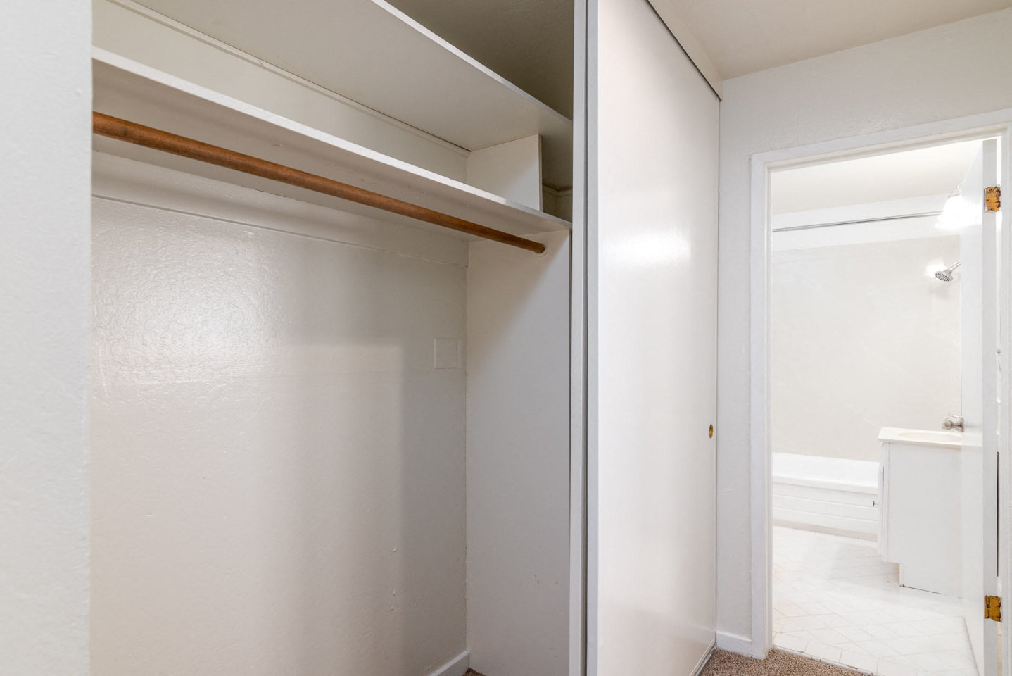 310 6TH AVENUE Apartments Image 9