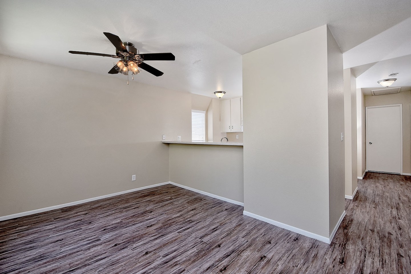 Woodside Village Apartments Image 35