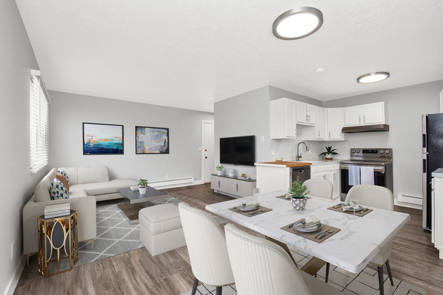 Ivy Apartment Homes Image 1