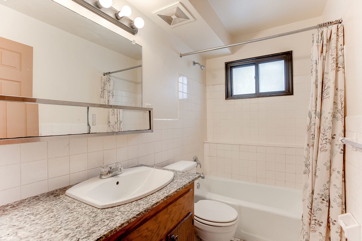 Mark Court Apartments Image 29