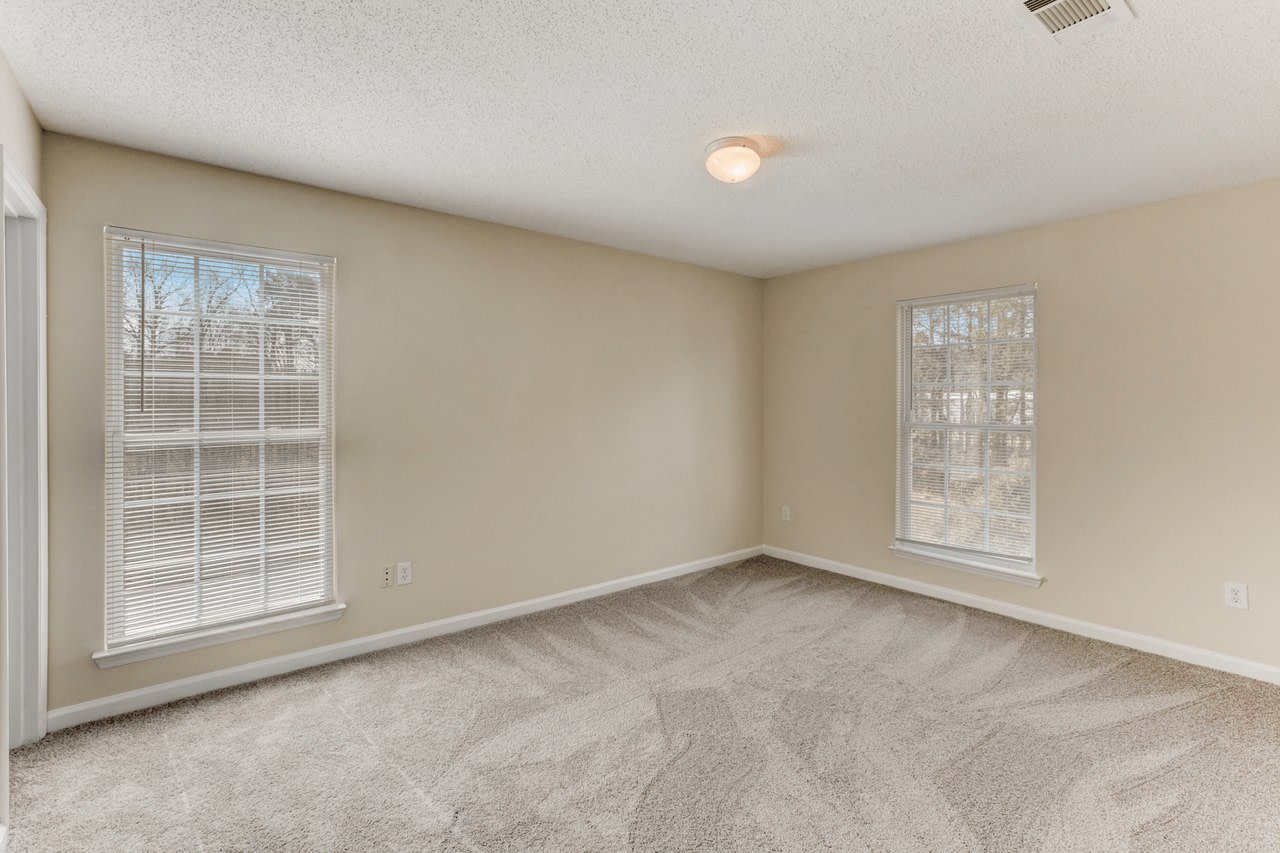 Forest Glen Image 14