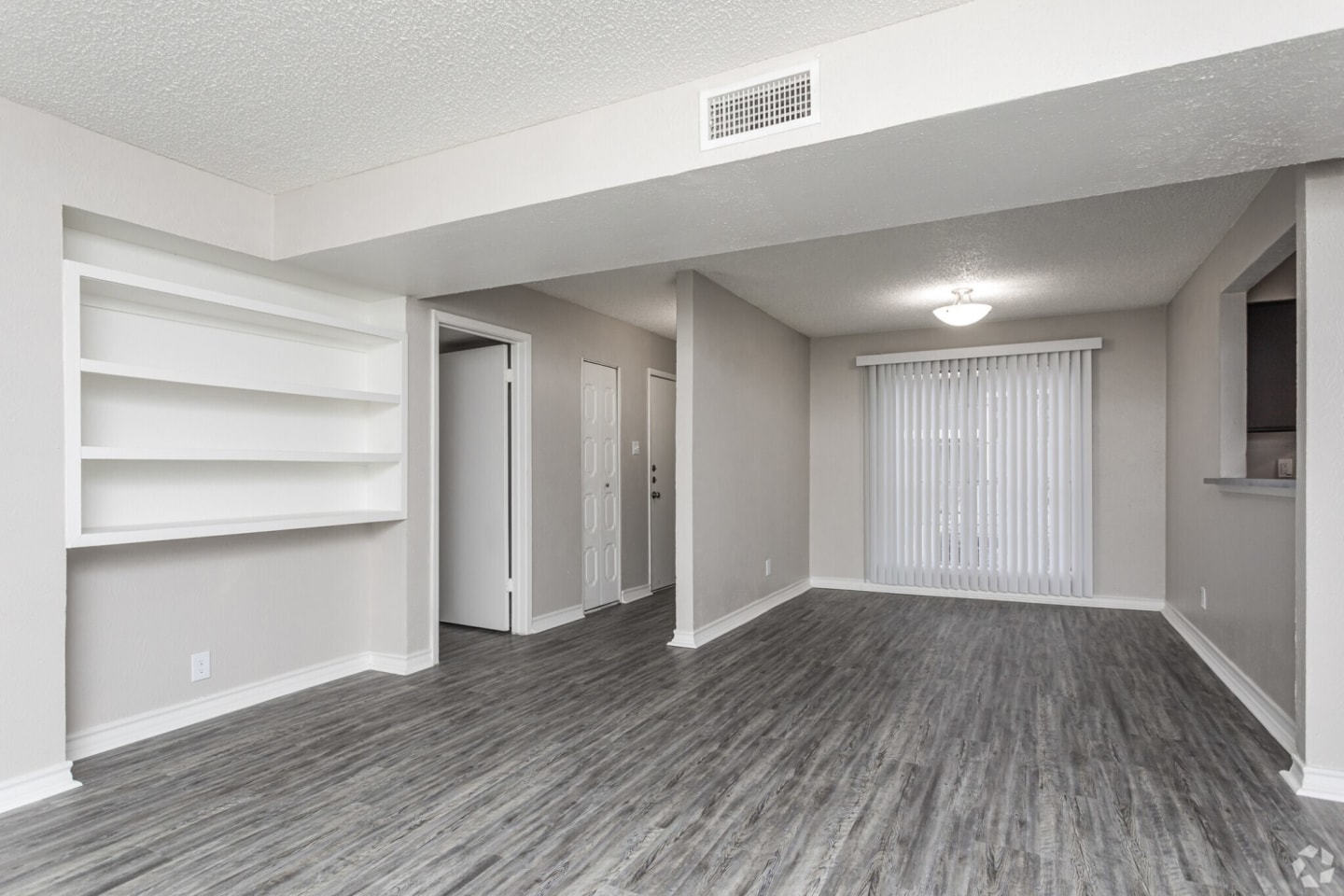 Bonaventure at La Residencia Apartments Homes Image 10