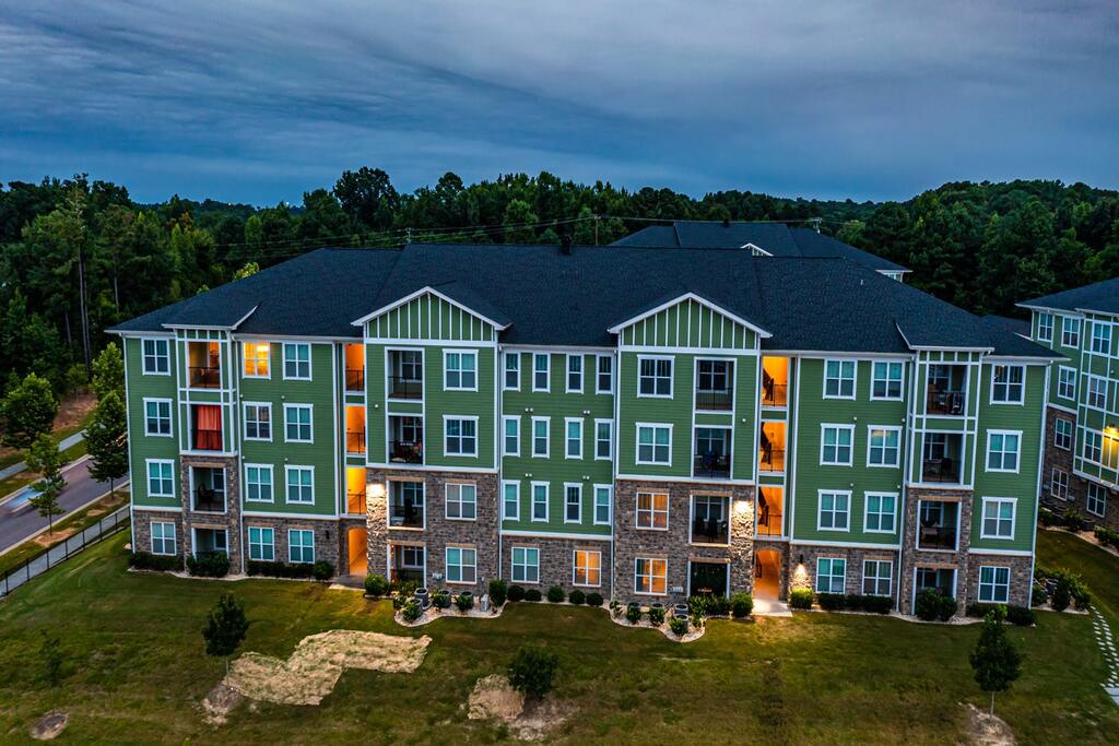 Affordable Housing - Luxury Apartments at Foxwood Image 158