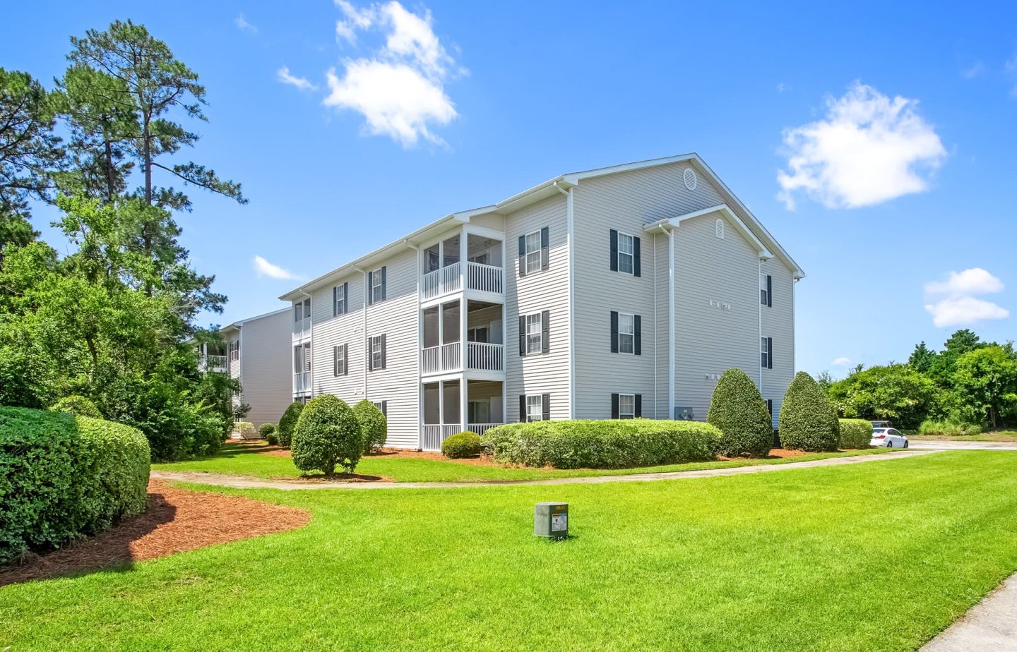 Still Meadow Village Apartments Image 12